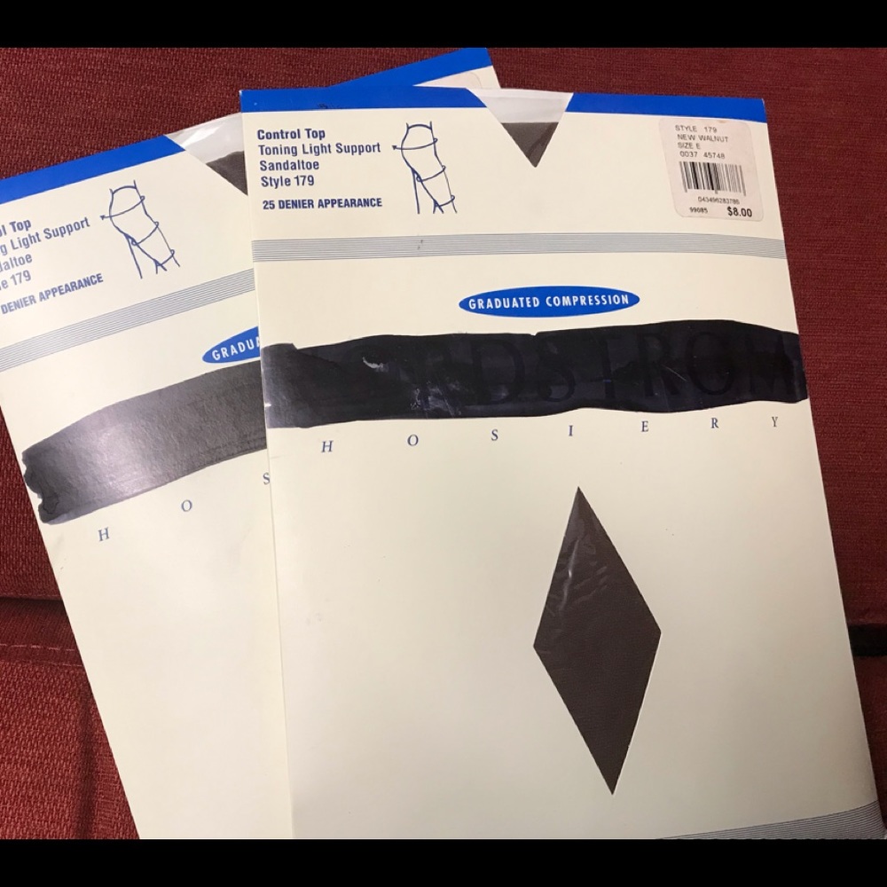 Norstrom pantyhose color new walnut size e 4 pair